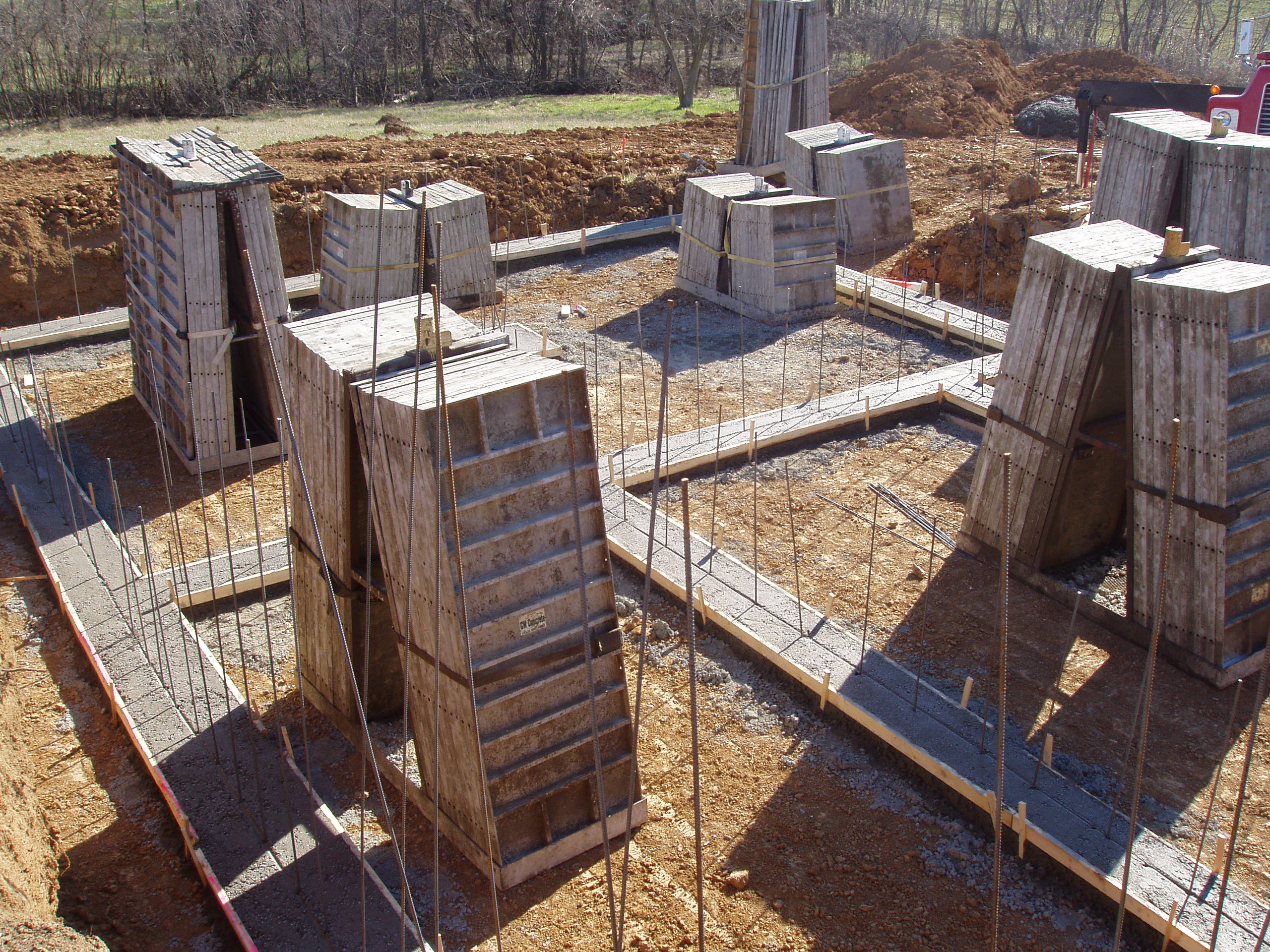 Foundation forms and layout